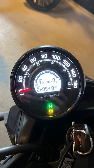 Royal Enfield Scram 411 8 of 10