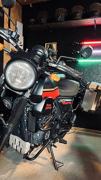 Royal Enfield Scram 411 2 of 10