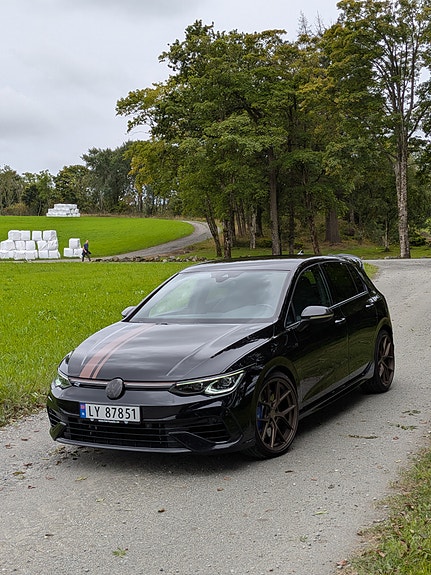 Volkswagen Golf VIII 3 of 30