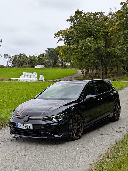 Volkswagen Golf VIII 2 of 30