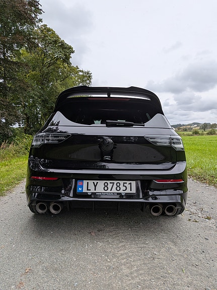 Volkswagen Golf VIII 15 of 30