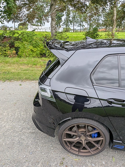 Volkswagen Golf VIII 13 of 30