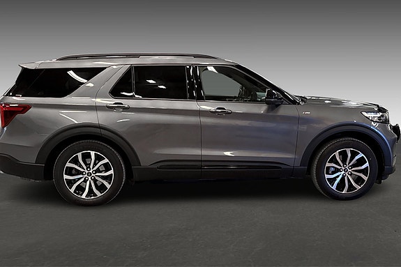 Ford Explorer 4 of 20