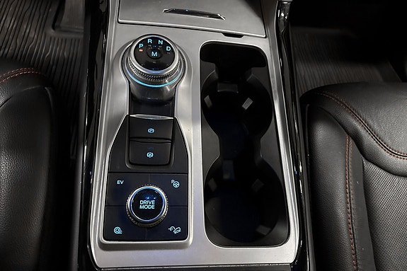 Ford Explorer 14 of 20