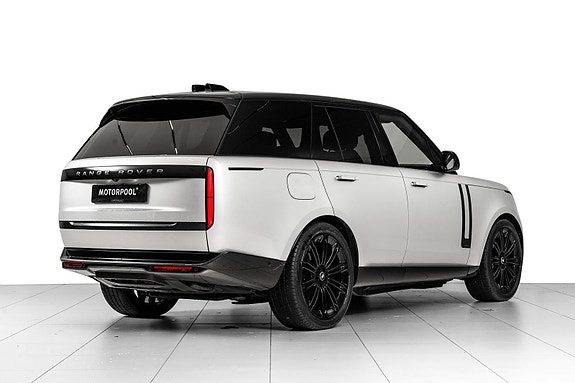Land Rover Range Rover 2 of 30