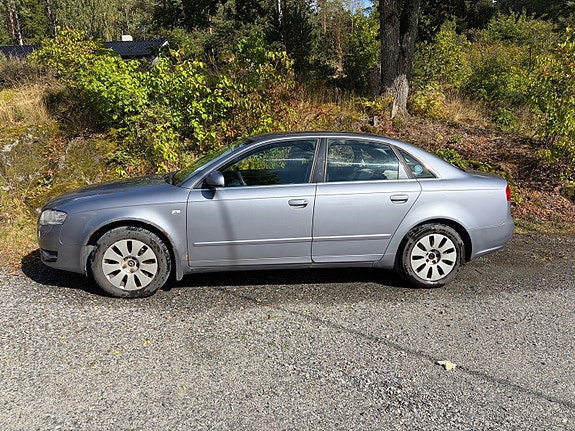 Audi A4 2 of 19