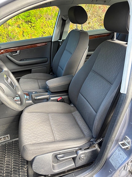 Audi A4 12 of 19