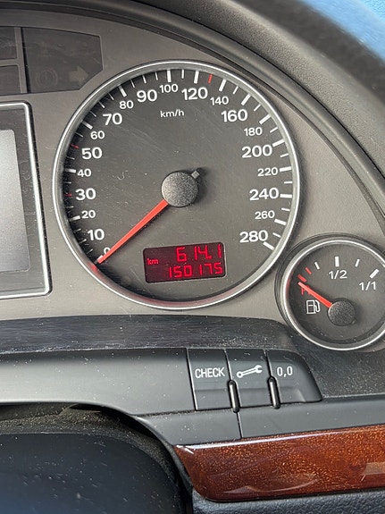 Audi A4 8 of 19