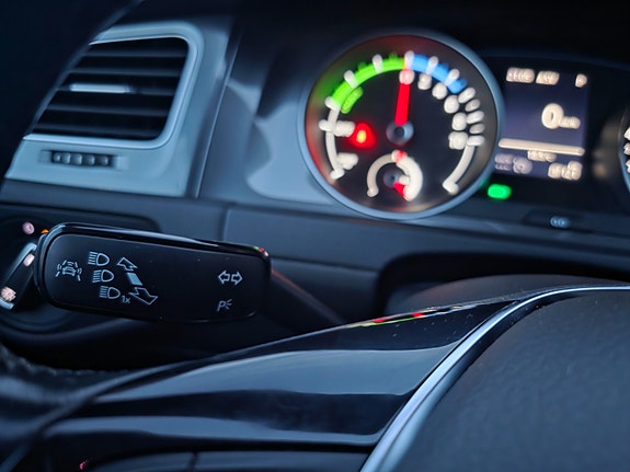Volkswagen Golf VII 14 of 16