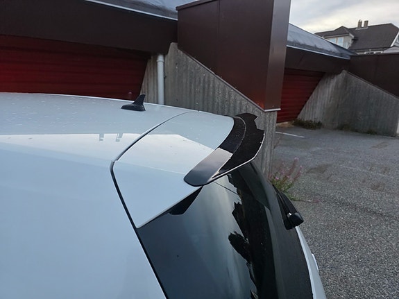 Volkswagen Golf VII 16 of 16