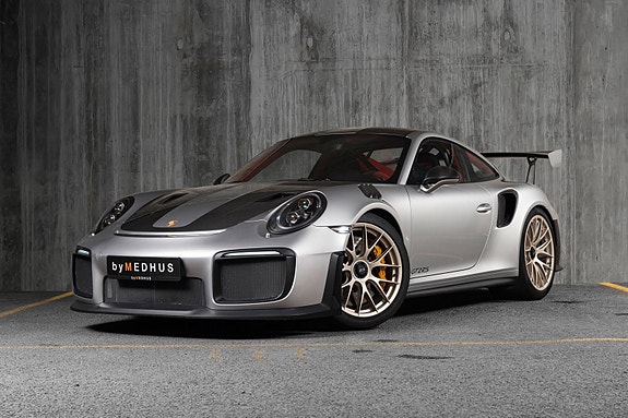 Porsche 911 2 of 30