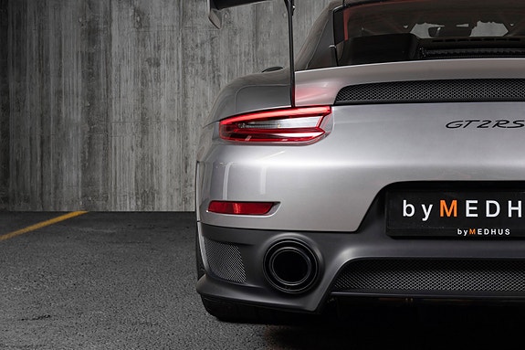 Porsche 911 8 of 30