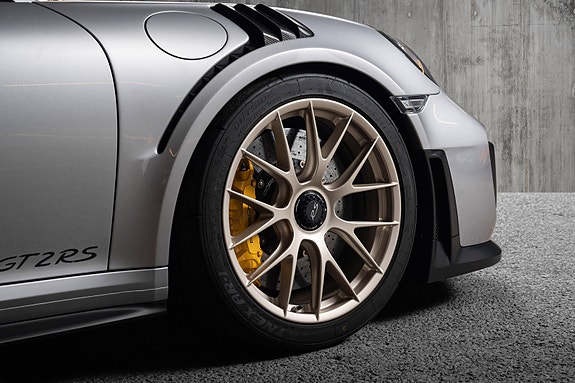 Porsche 911 20 of 30