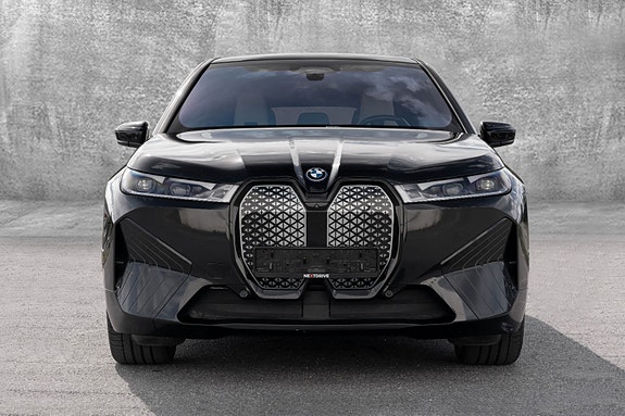 BMW iX 3 of 30