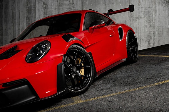 Porsche 911 10 of 30