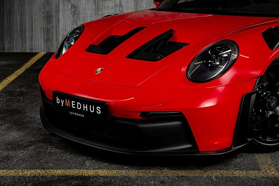 Porsche 911 9 of 30