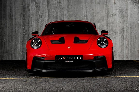 Porsche 911 4 of 30