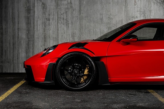 Porsche 911 12 of 30