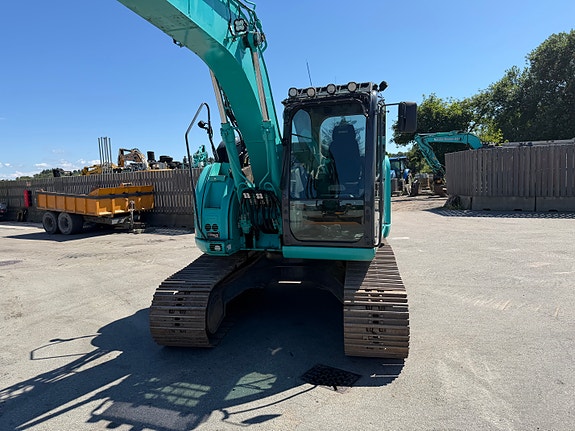 Kobelco SK140SRLC-5 2 of 14