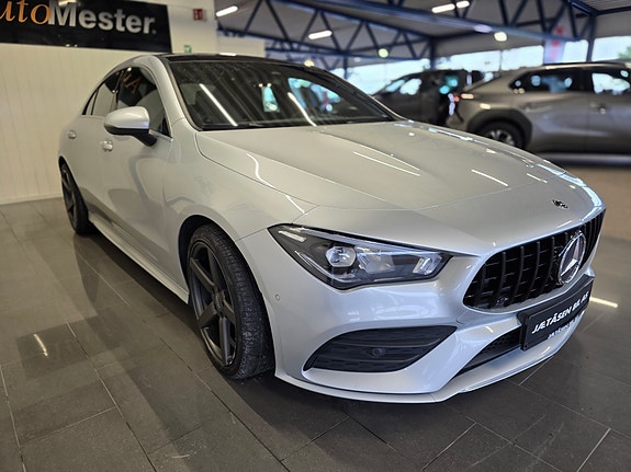 Mercedes-Benz CLA180 7 of 30