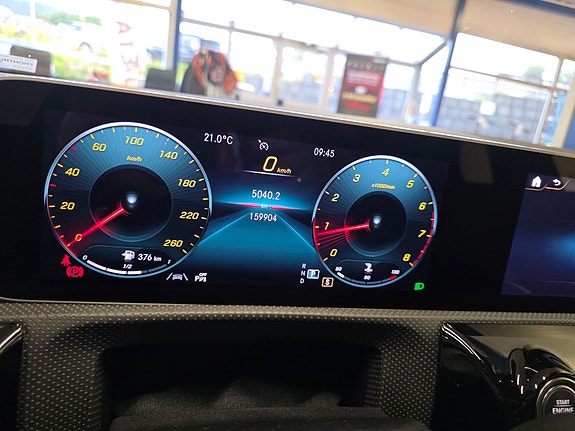 Mercedes-Benz CLA180 28 of 30