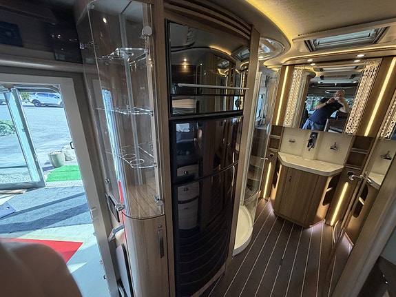 Knaus 900 LX  // 180HK - AUT // EURO 6 // MEGET GODT UTSTYRT! 14 of 22