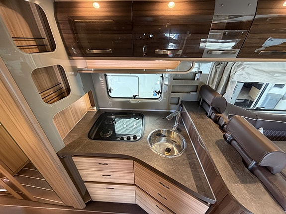 Knaus 900 LX  // 180HK - AUT // EURO 6 // MEGET GODT UTSTYRT! 9 of 22