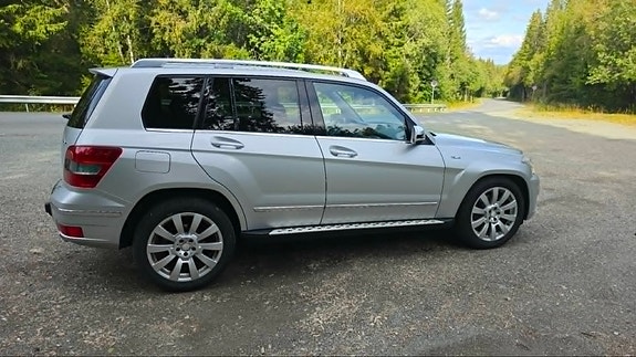 Mercedes-Benz GLK220 7 of 19