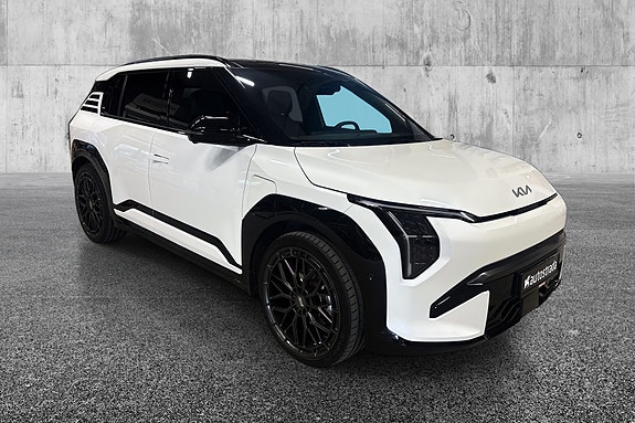 Kia EV3 3 of 18