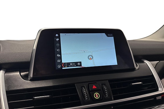 BMW 225xe 13 of 24