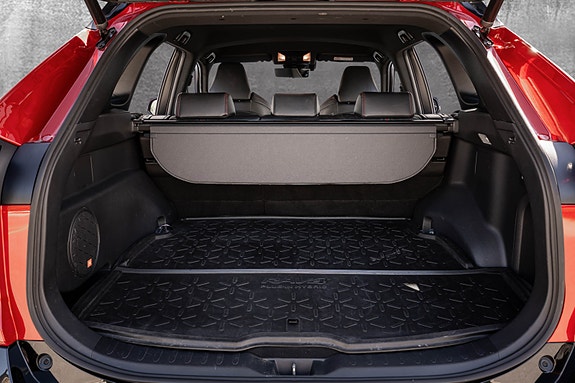 Toyota RAV4 Plug-in Hybrid 13 of 30