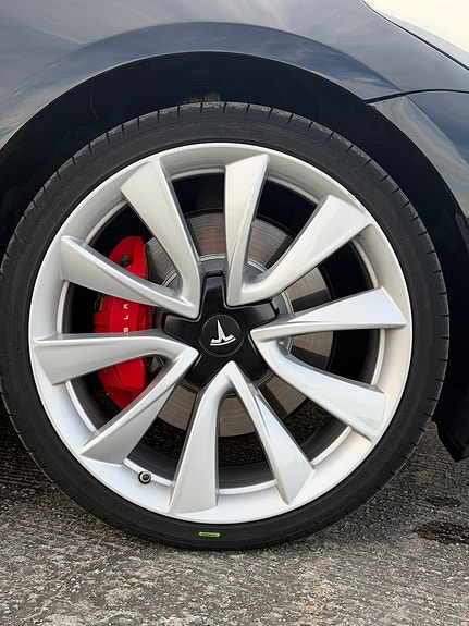 Tesla Model 3 14 of 30
