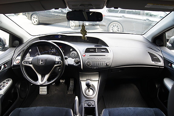 Honda Civic 16 of 20