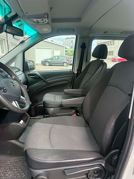 Mercedes-Benz Vito 113 5 of 10