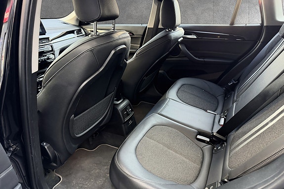 BMW X1 6 of 17