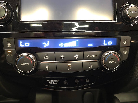 Nissan Qashqai 24 of 30