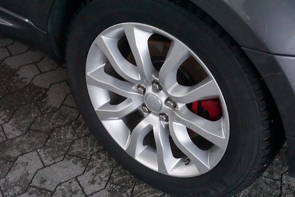 Land Rover Range Rover Sport 19 of 19