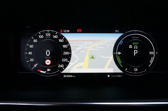 Land Rover Range Rover Sport 12 of 19