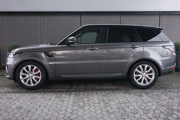 Land Rover Range Rover Sport 3 of 19