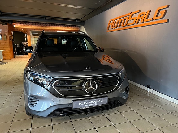 Mercedes-Benz EQB300 3 of 30