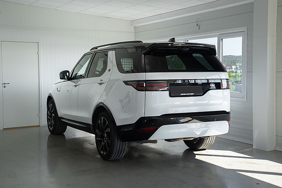Land Rover Discovery 9 of 30