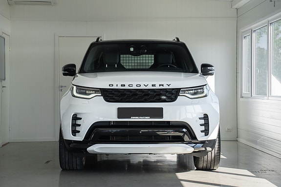 Land Rover Discovery 4 of 30