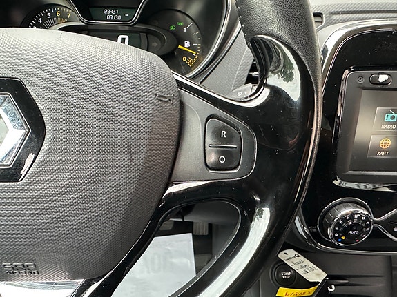 Renault Captur 16 of 28