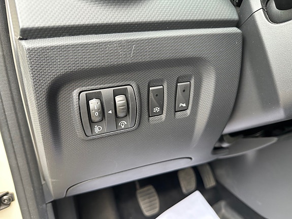 Renault Captur 20 of 28