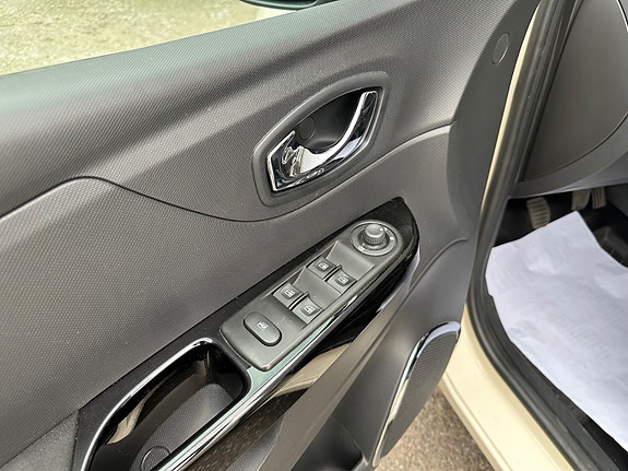 Renault Captur 22 of 28
