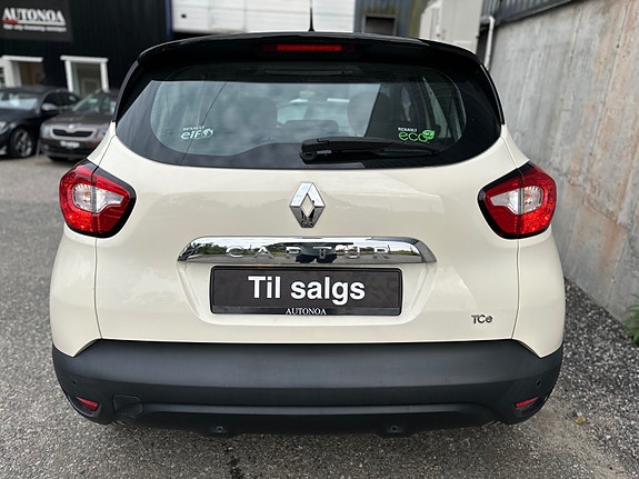 Renault Captur 8 of 28