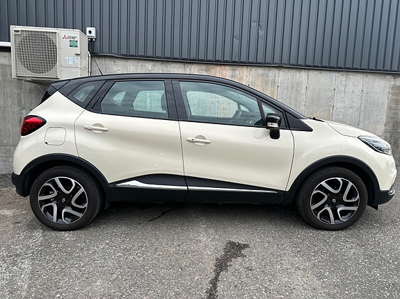 Renault Captur 5 of 28