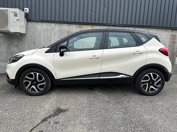 Renault Captur 6 of 28