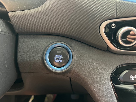 Hyundai IONIQ 17 of 30