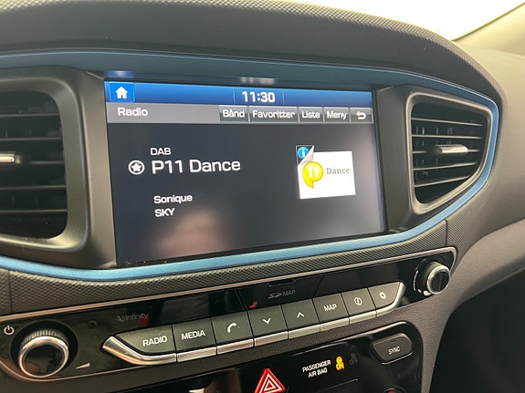 Hyundai IONIQ 12 of 30